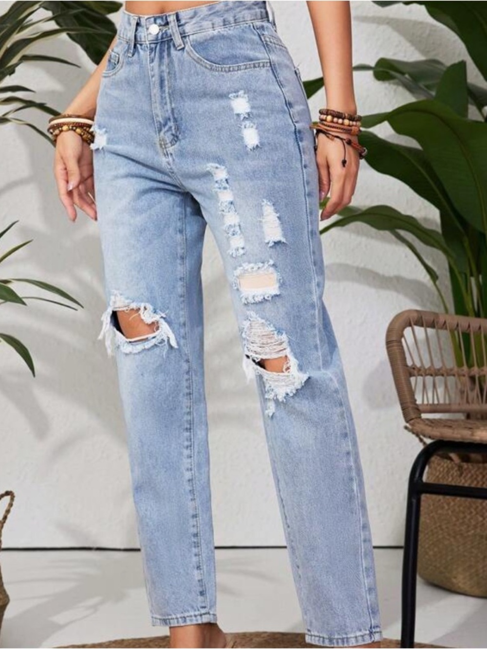 SHEIN Light Blue Distressed Denim Jeans